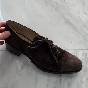 Joan & David brown suede heeled Brogue